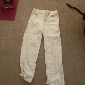 cream baggy jeans